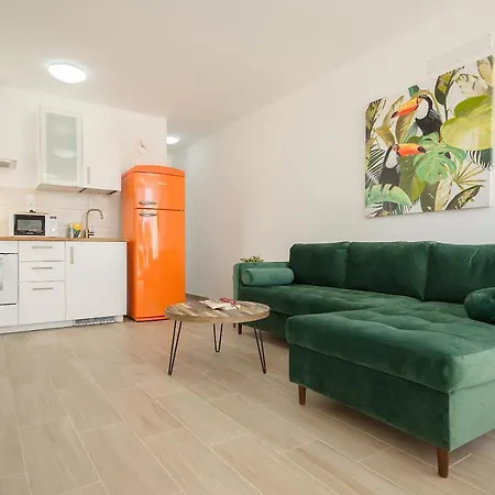 Orange Volcano - Pool And Gym In Sport Center Fariones Included By Lanzarote Holiday home Puerto del Carmen (Lanzarote)