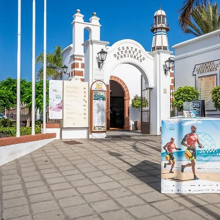 בית נופש Orange Volcano - Pool And Gym In Sport Center Fariones Included By Lanzarote *