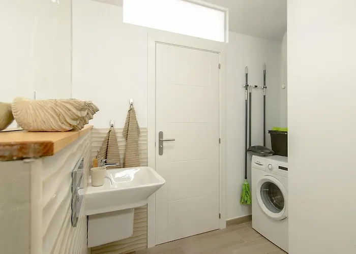 Orange Volcano - Pool And Gym In Sport Center Fariones Included By Lanzarote Vakantiehuis Puerto del Carmen (Lanzarote)