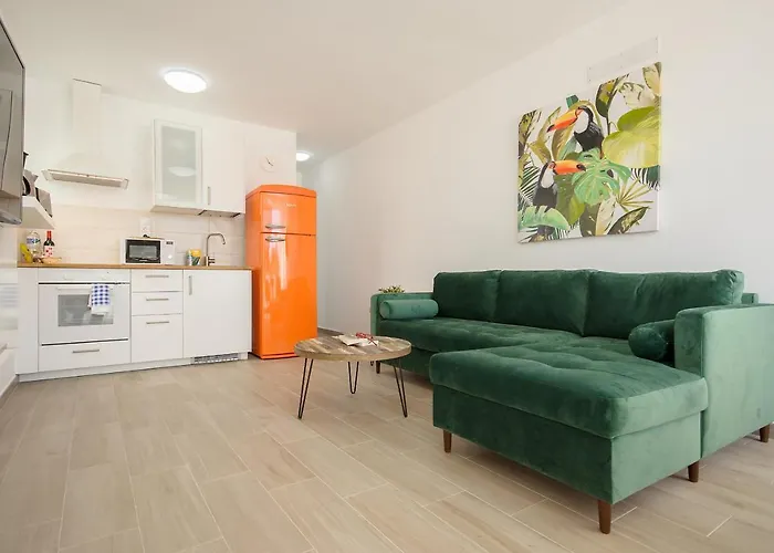 Orange Volcano - Pool And Gym In Sport Center Fariones Included By Lanzarote بيت للعطل بويرتو ذيل كارمين